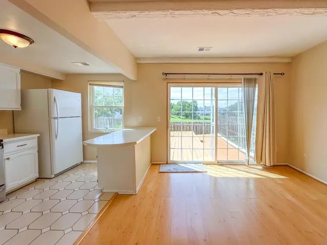 $259,900 | 19561 Mariner Court, Northville, MI 48167