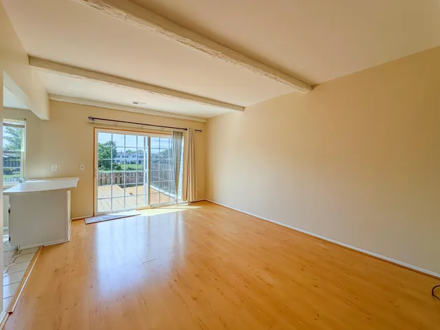 $259,900 | 19561 Mariner Court, Northville, MI 48167