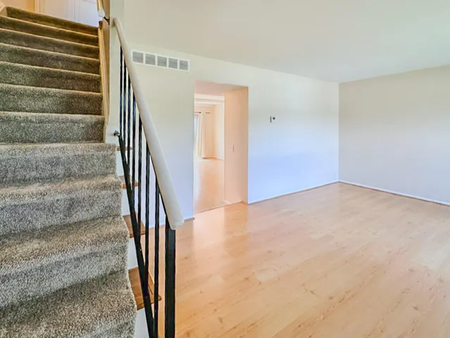 $259,900 | 19561 Mariner Court, Northville, MI 48167