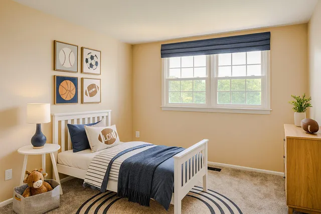 $259,900 | 19561 Mariner Court, Northville, MI 48167