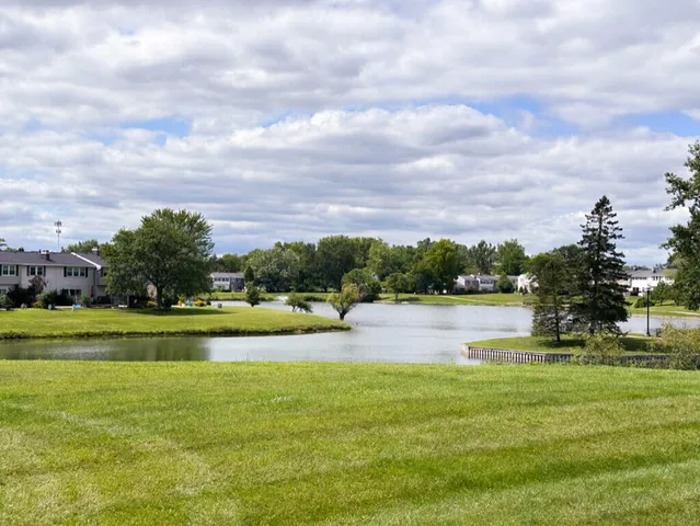 $259,900 | 19561 Mariner Court, Northville, MI 48167