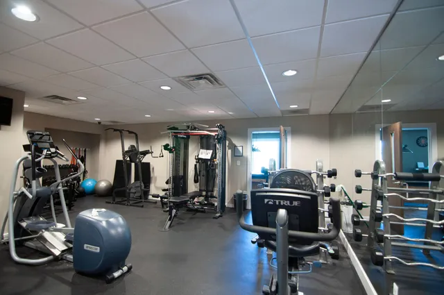 $259,900 | 19561 Mariner Court, Northville, MI 48167