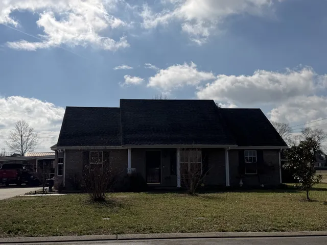 a front view of house