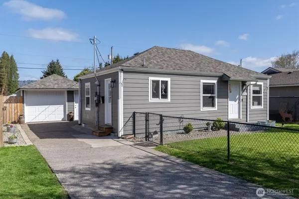 $339,900 | 3052 Florida Street, Longview, WA 98632