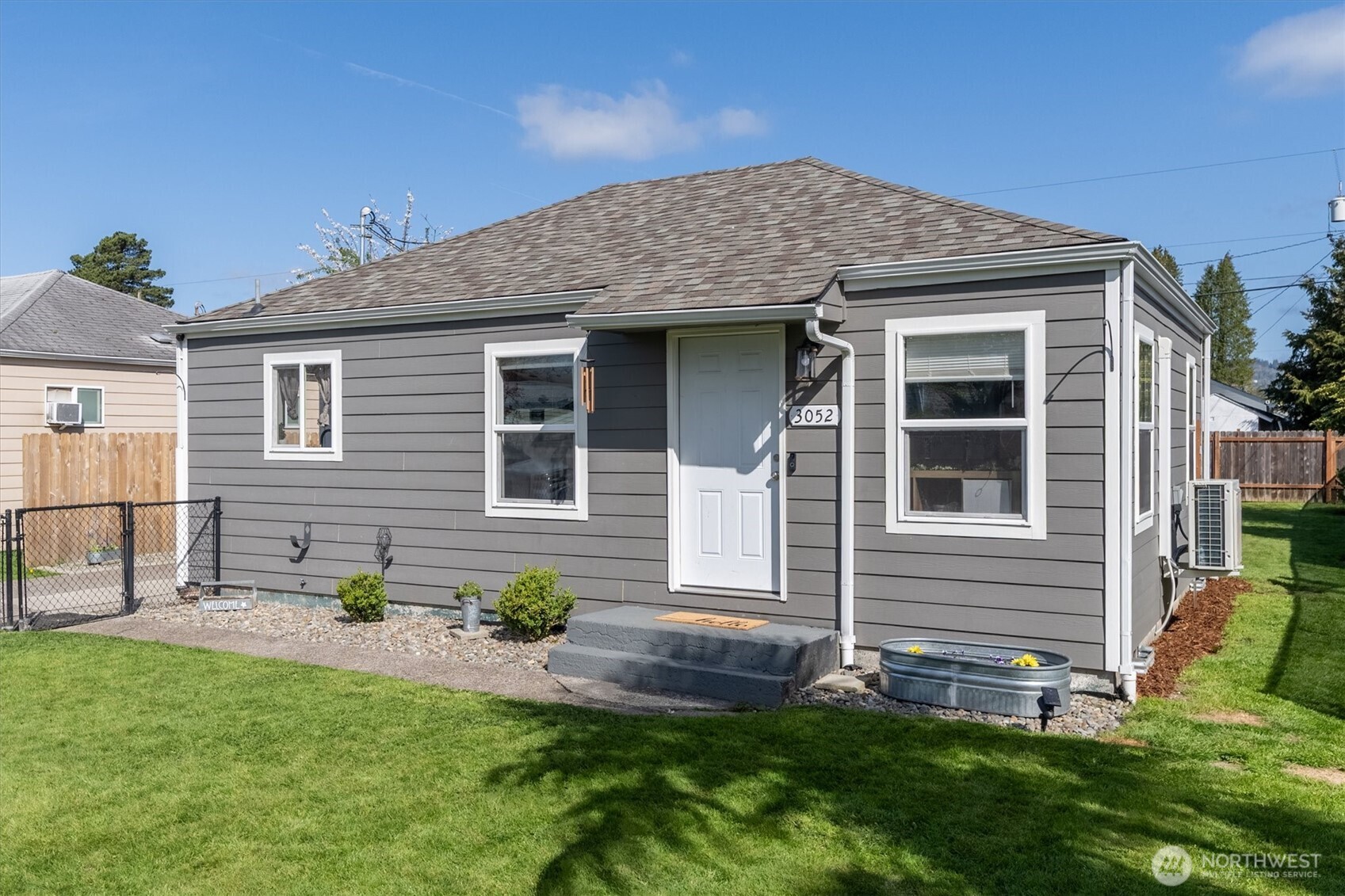 3052 Florida Street Longview, WA 98632 - Photo 2 of 40