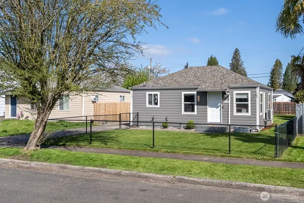 $339,900 | 3052 Florida Street, Longview, WA 98632