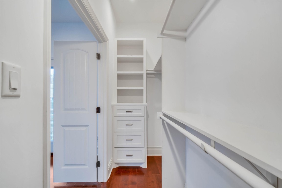 2405 Keene Street Houston, TX 77009 - Photo 18 of 45 a view of walk in closet