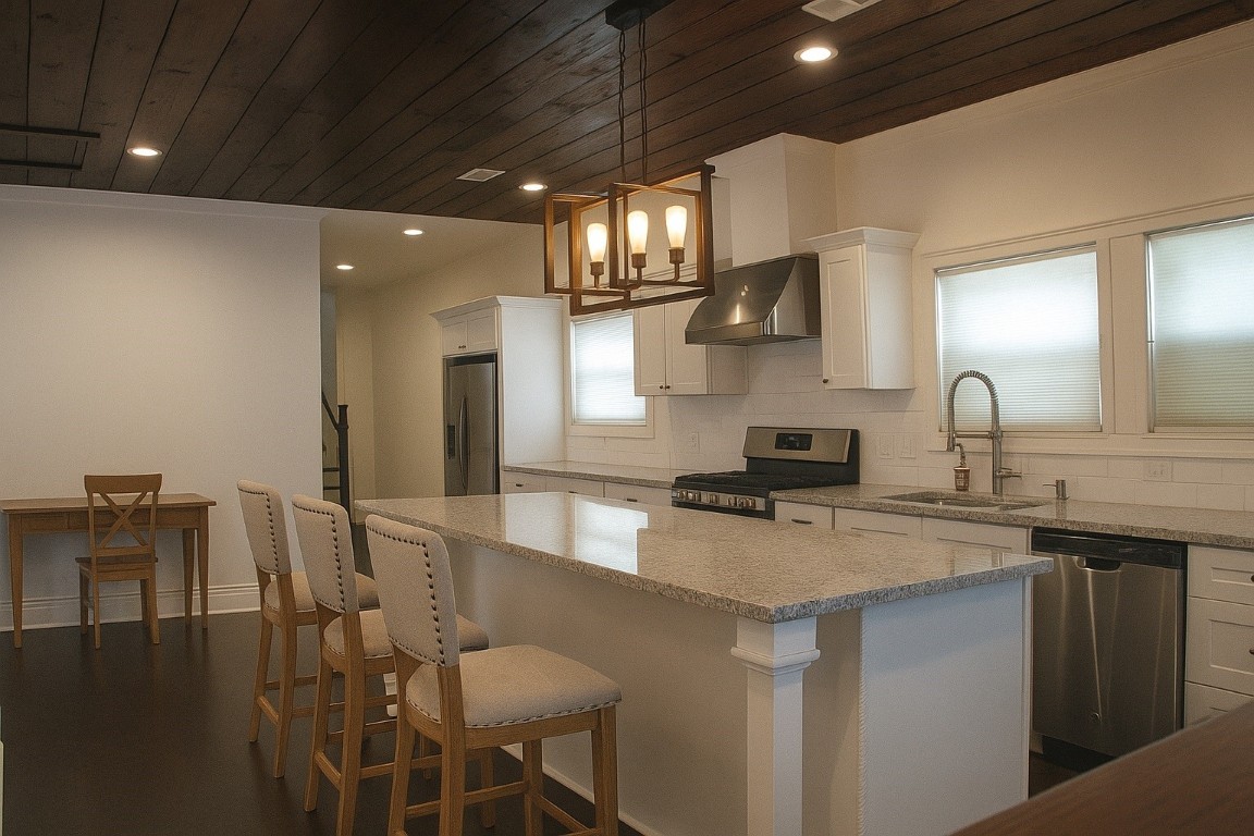 2405 Keene Street Houston, TX 77009 - Photo 9 of 45 Virtual Staged Kitchen Island