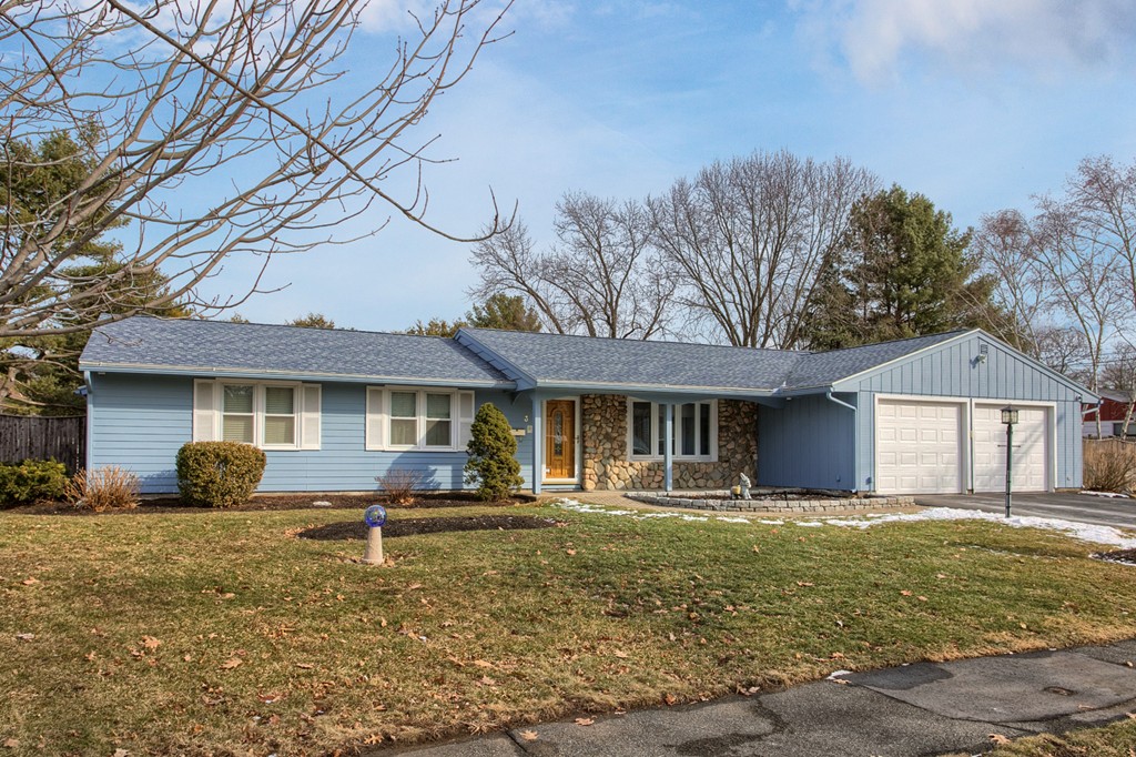 3 Antrim Road Peabody, MA 01960 - Photo 1 of 30 Gallery Image 1