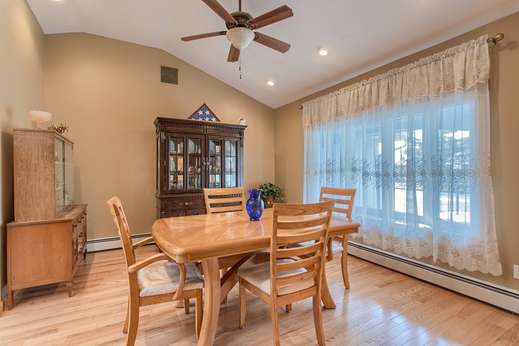 3 Antrim Road Peabody, MA 01960 - Photo 4 of 30 Gallery Image 4