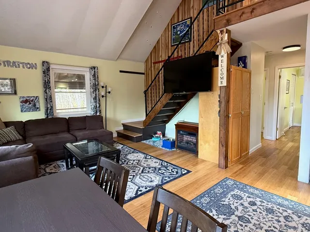 $369,000 | 410 Tallwood Circle, Londonderry, VT 05148
