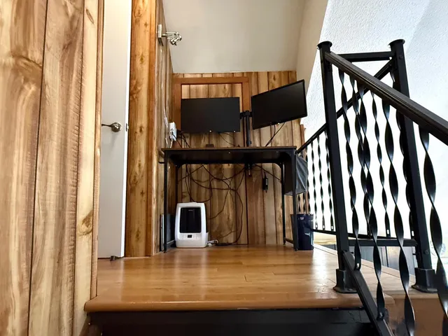 $369,000 | 410 Tallwood Circle, Londonderry, VT 05148