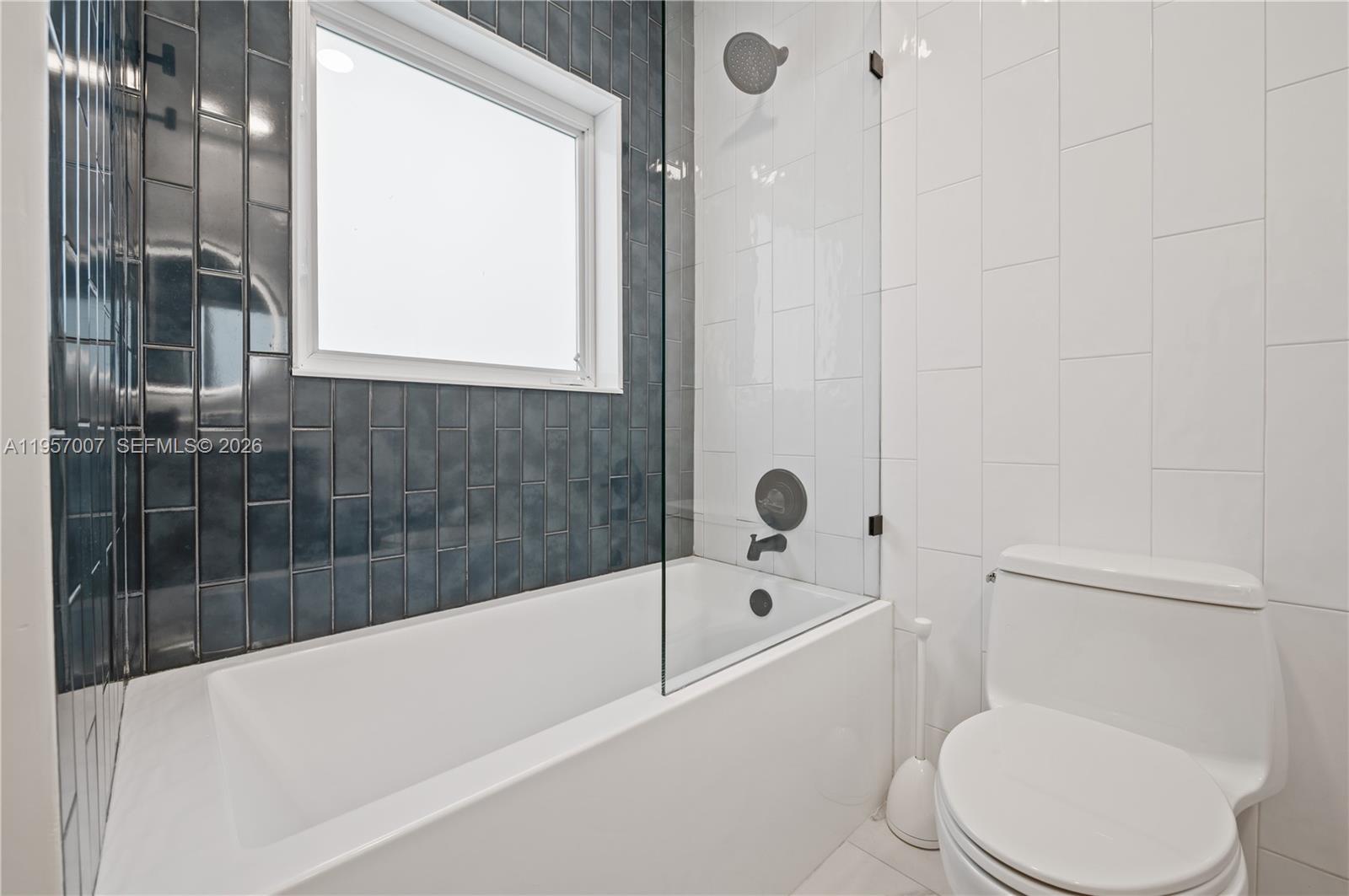 4420 Southwest 14th Street Miami, FL 33134 - Photo 13 of 24