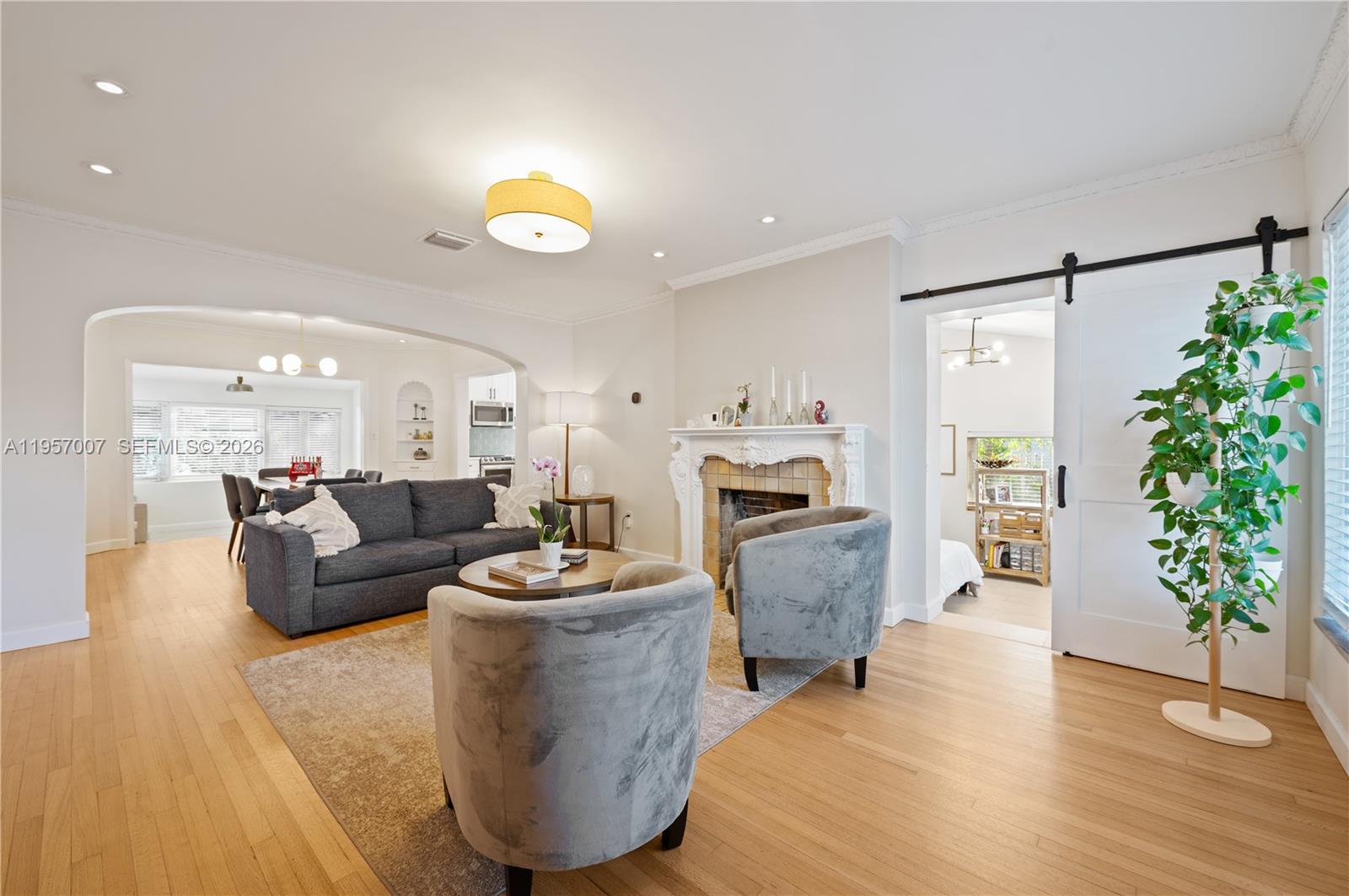 4420 Southwest 14th Street Miami, FL 33134 - Photo 3 of 24