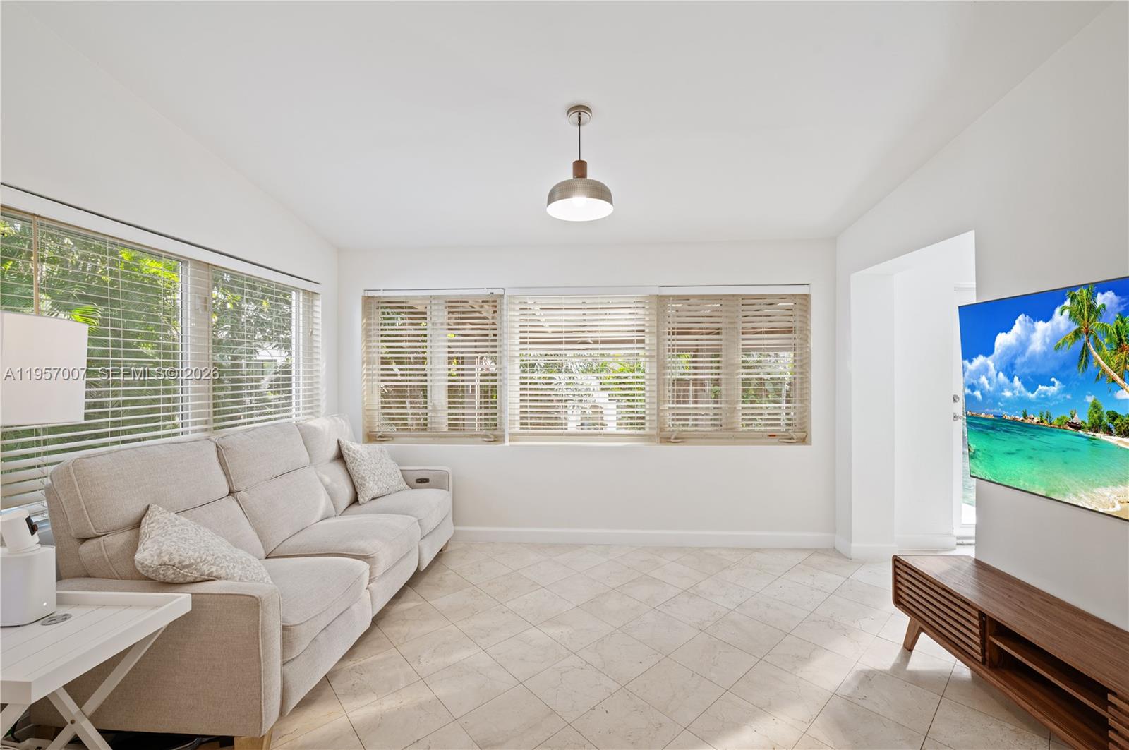 4420 Southwest 14th Street Miami, FL 33134 - Photo 7 of 24