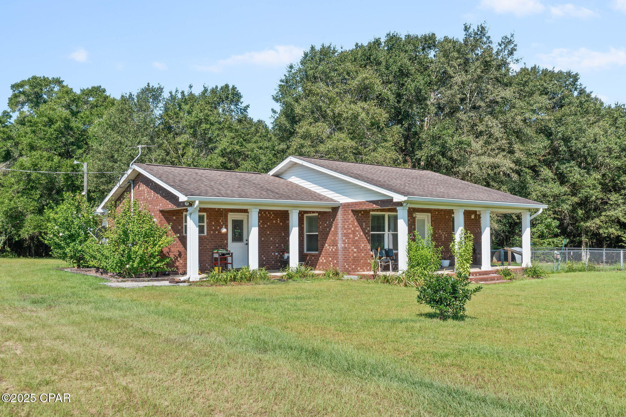 1098 Whitaker Road Graceville, FL 32440 - Photo 17 of 30 Gallery Image 17