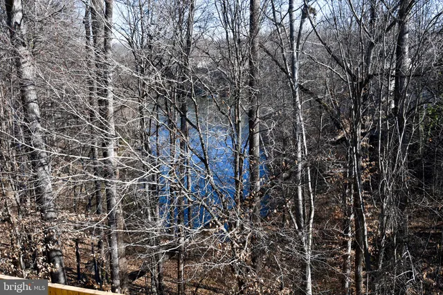 $499,999 | 15719 Lansdale Place, Dumfries, VA 22025