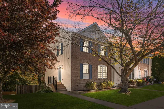 $499,999 | 15719 Lansdale Place, Dumfries, VA 22025