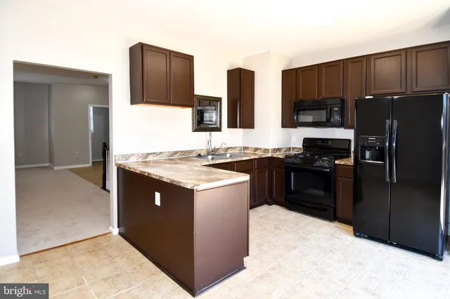 $499,999 | 15719 Lansdale Place, Dumfries, VA 22025