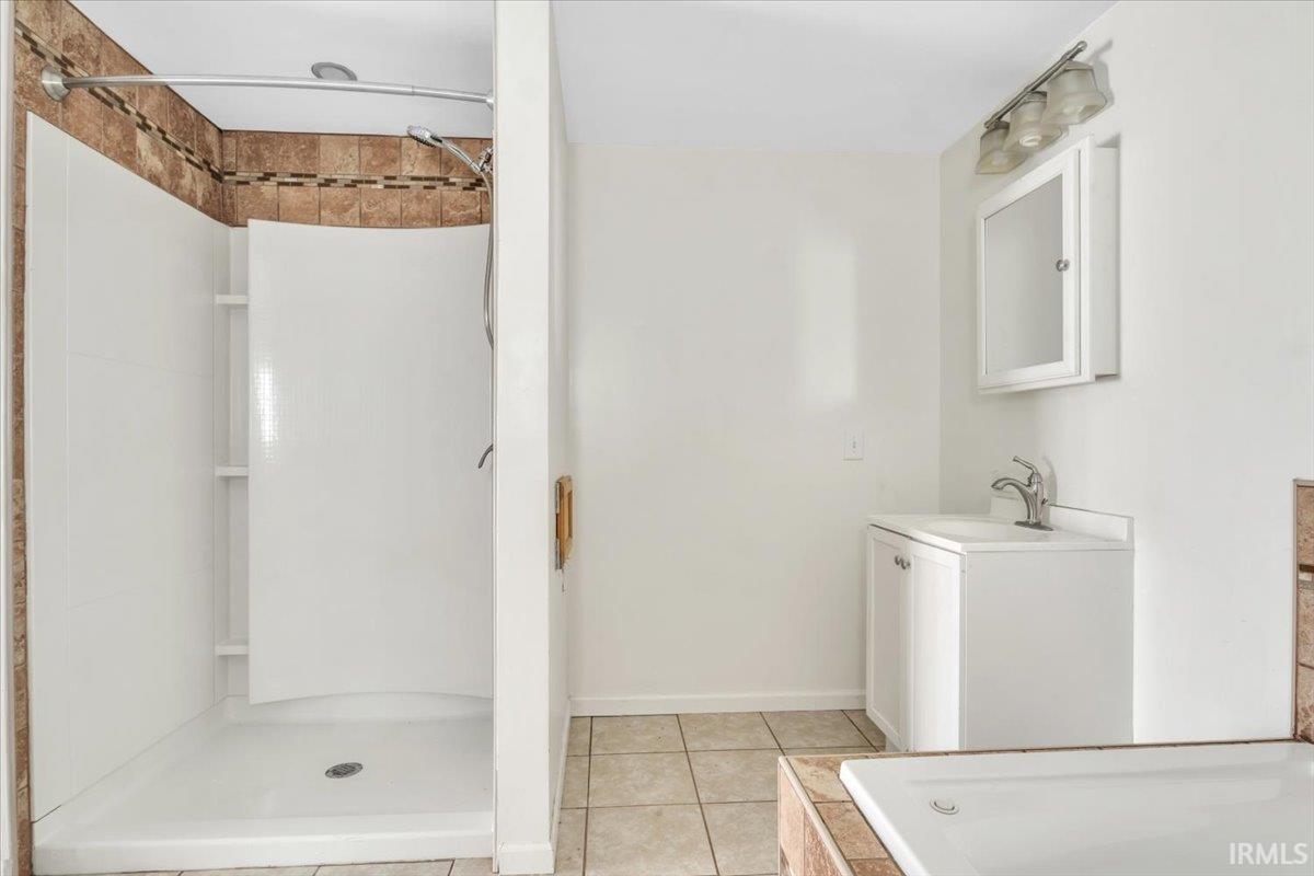 8450 Bald Knob Road Mount Vernon, IN 47620 - Photo 12 of 23