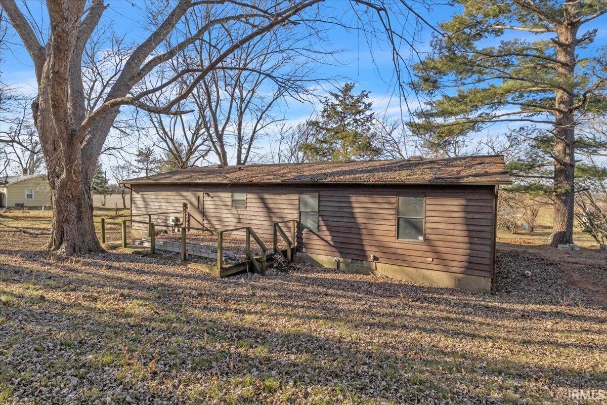 8450 Bald Knob Road Mount Vernon, IN 47620 - Photo 18 of 23