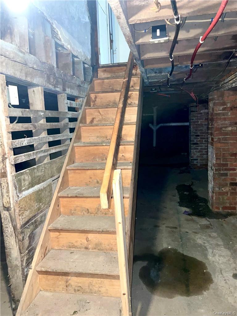 27 Fox Island Road Port Chester, NY 10573 - Photo 24 of 29 a view of entryway