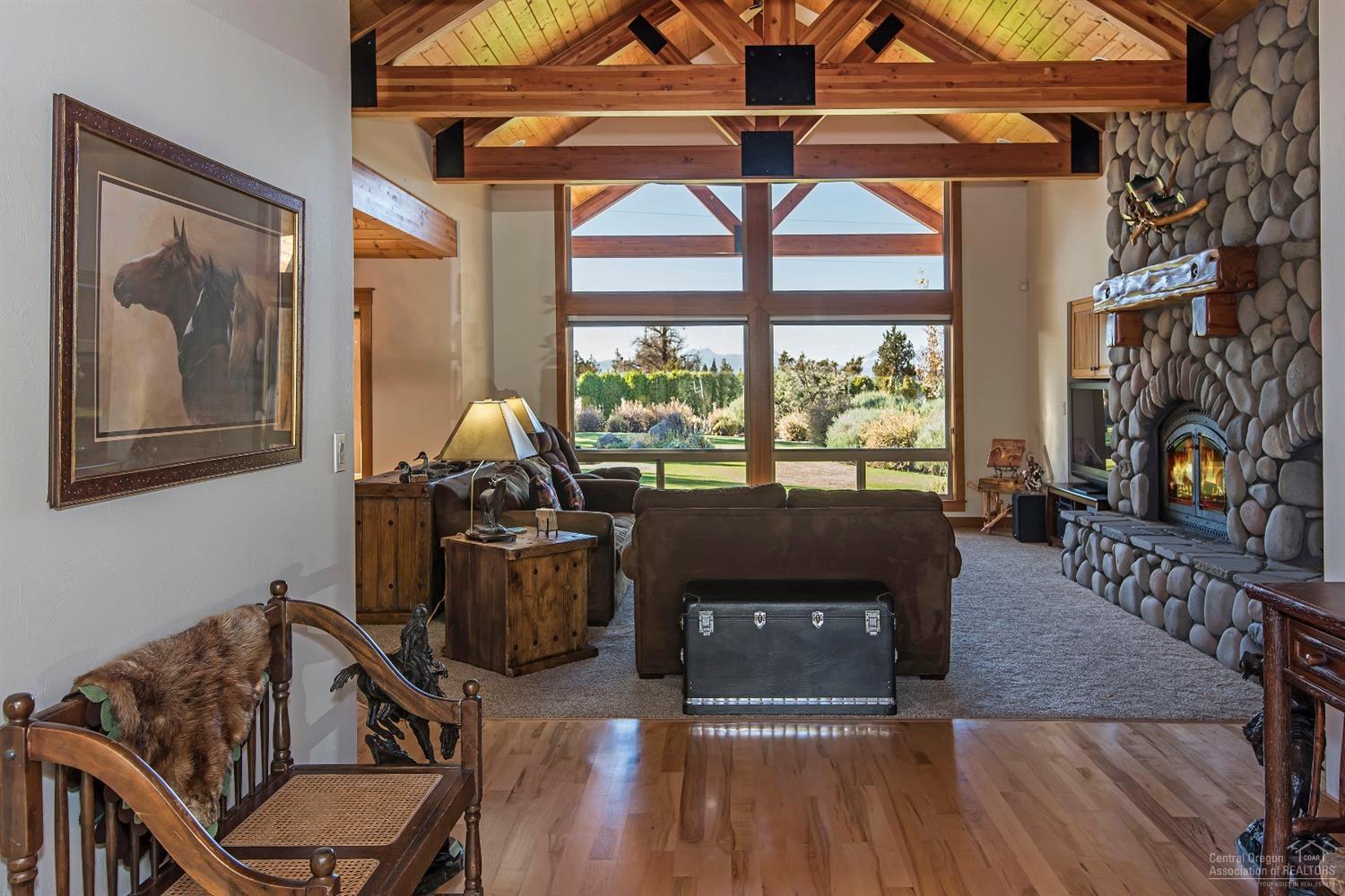 22110 Northeast Butler Market Road Bend, OR 97701 - Photo 3 of 25 Gallery Image 3