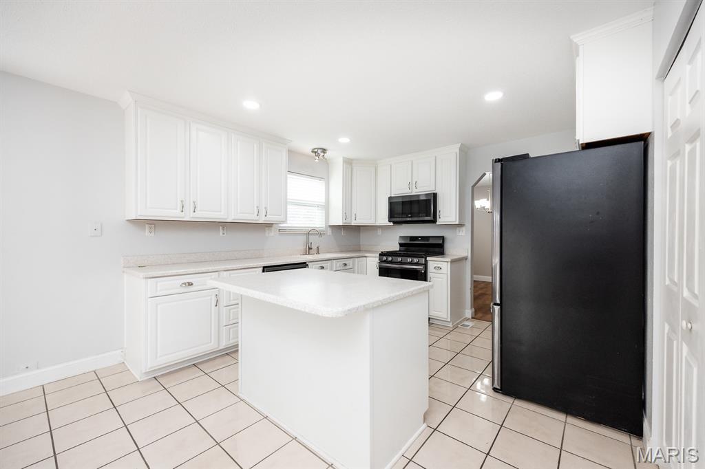 1529 Lincoln Farm Road O'Fallon, IL 62269 - Photo 12 of 34