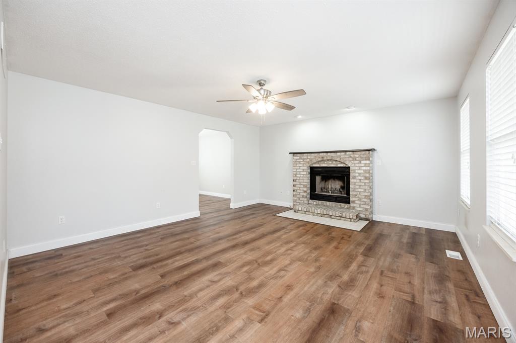 1529 Lincoln Farm Road O'Fallon, IL 62269 - Photo 6 of 34