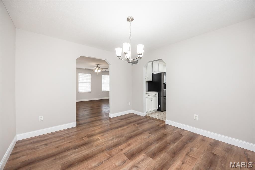 1529 Lincoln Farm Road O'Fallon, IL 62269 - Photo 10 of 34