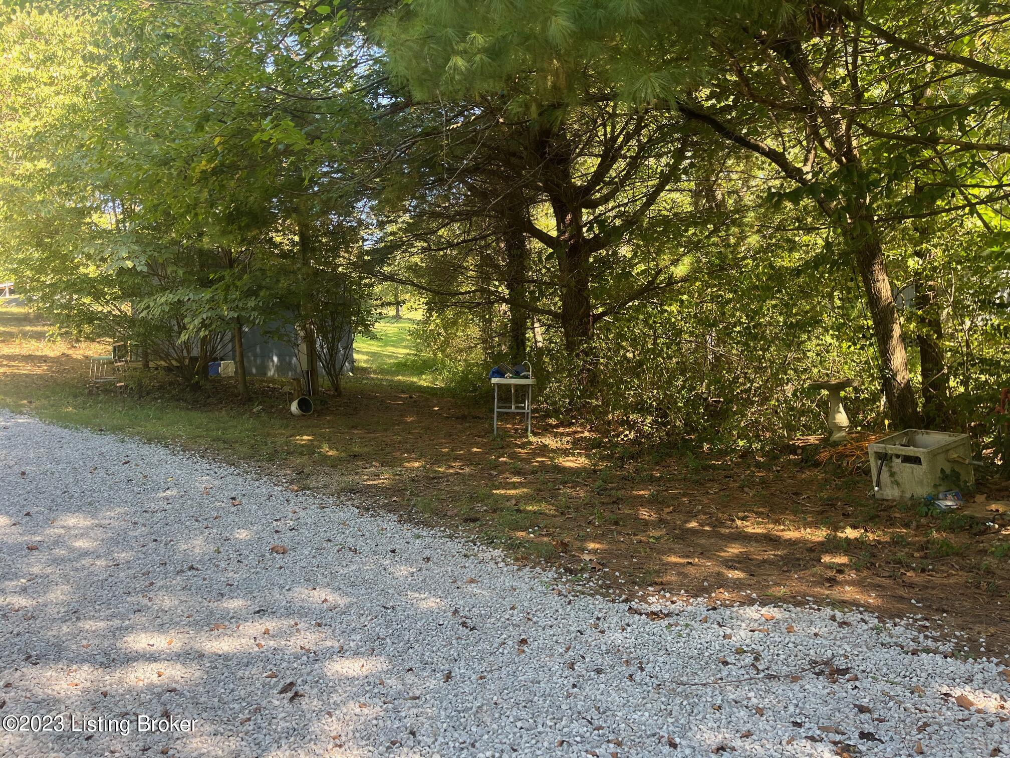 294 Mountain View Cir Road Falls Of Rough, KY 40119 - Photo 26 of 43 27