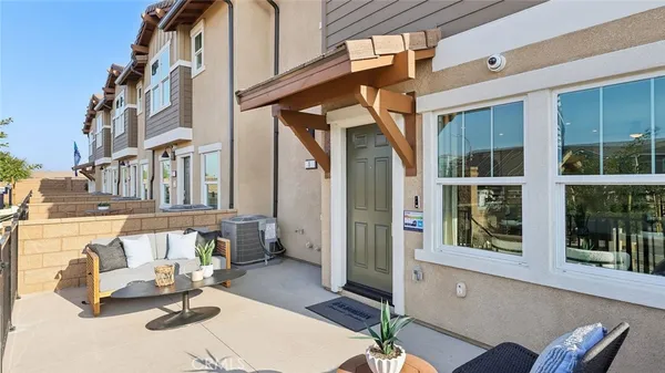 $591,747 | 15563 April Dawn Way, Unit 1, Fontana, CA 92336