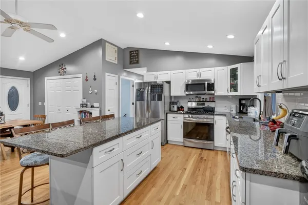 $499,900 | 12 Ln 6, Warwick, RI 02888