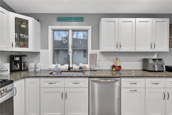 $499,900 | 12 Ln 6, Warwick, RI 02888