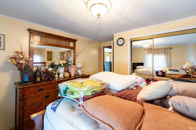 $240,000 | 24840 County Road 6, Elkhart, IN 46514