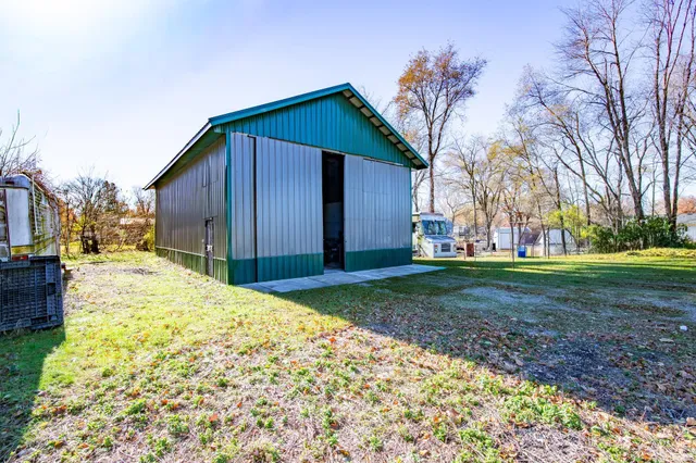 $240,000 | 24840 County Road 6, Elkhart, IN 46514