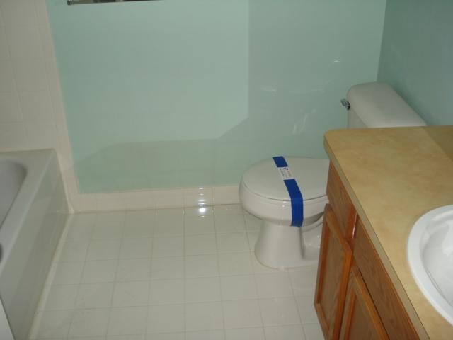 46129 Rhodes Drive Macomb, MI 48044 - Photo 8 of 10 31091381-7.JPG