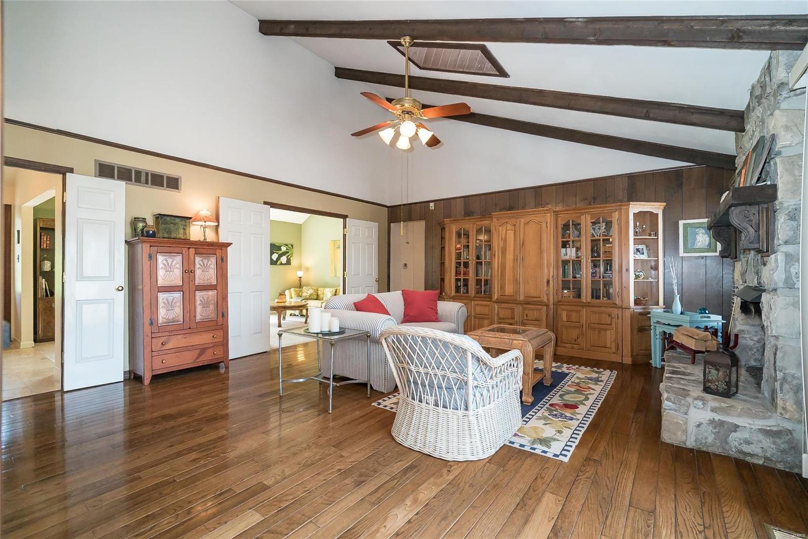 15975 Quiet Oak Road Chesterfield, MO 63017 - Photo 12 of 60 Gallery Image 12