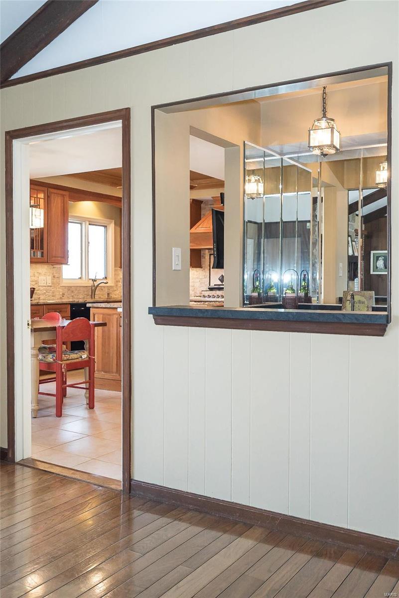 15975 Quiet Oak Road Chesterfield, MO 63017 - Photo 16 of 60 Gallery Image 16