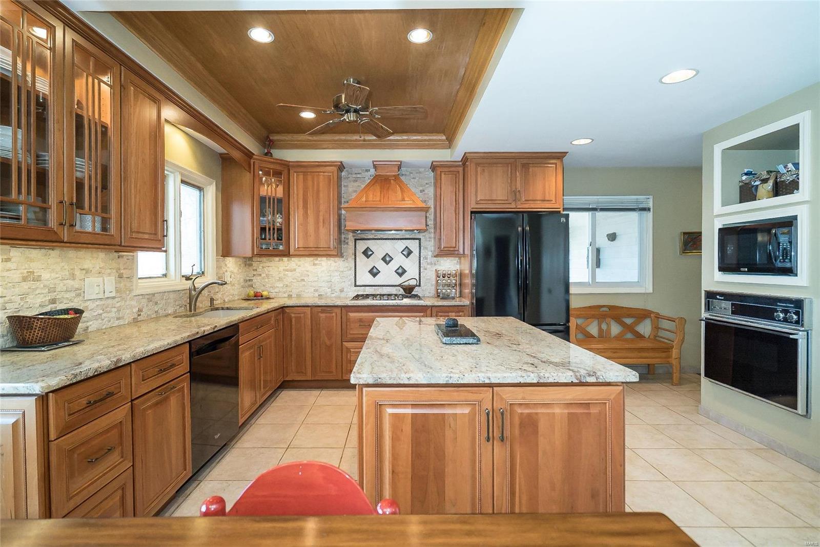 15975 Quiet Oak Road Chesterfield, MO 63017 - Photo 20 of 60 Gallery Image 20