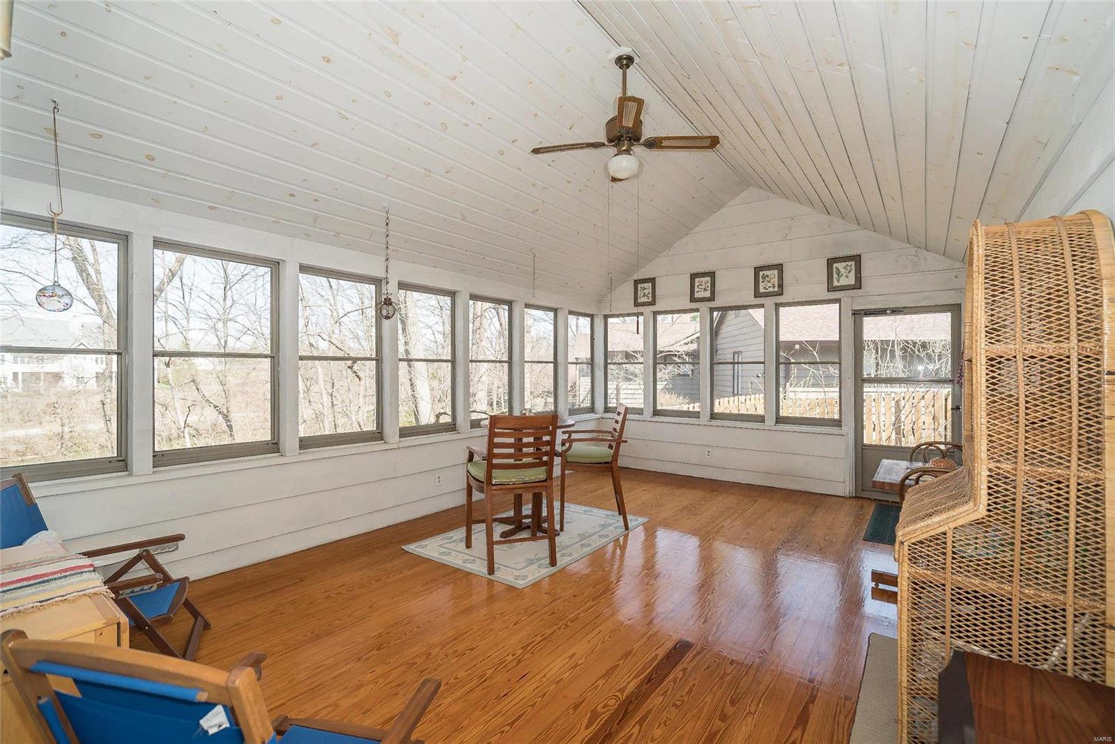 15975 Quiet Oak Road Chesterfield, MO 63017 - Photo 24 of 60 Gallery Image 24
