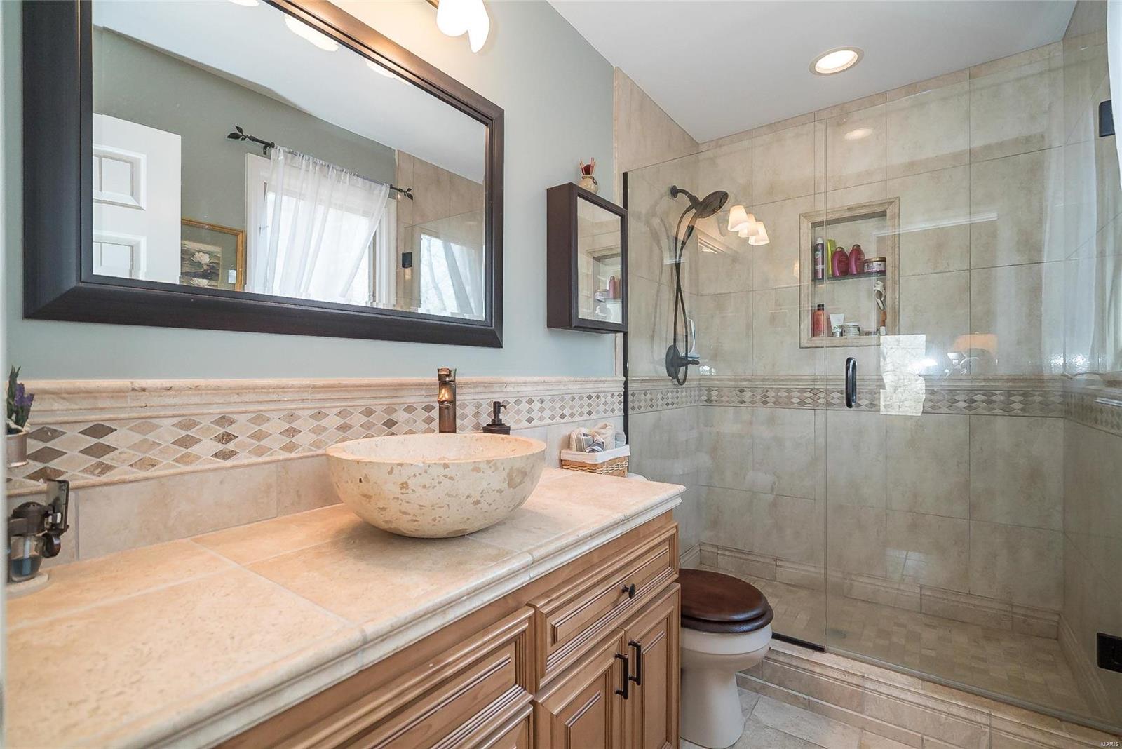 15975 Quiet Oak Road Chesterfield, MO 63017 - Photo 29 of 60 Gallery Image 29