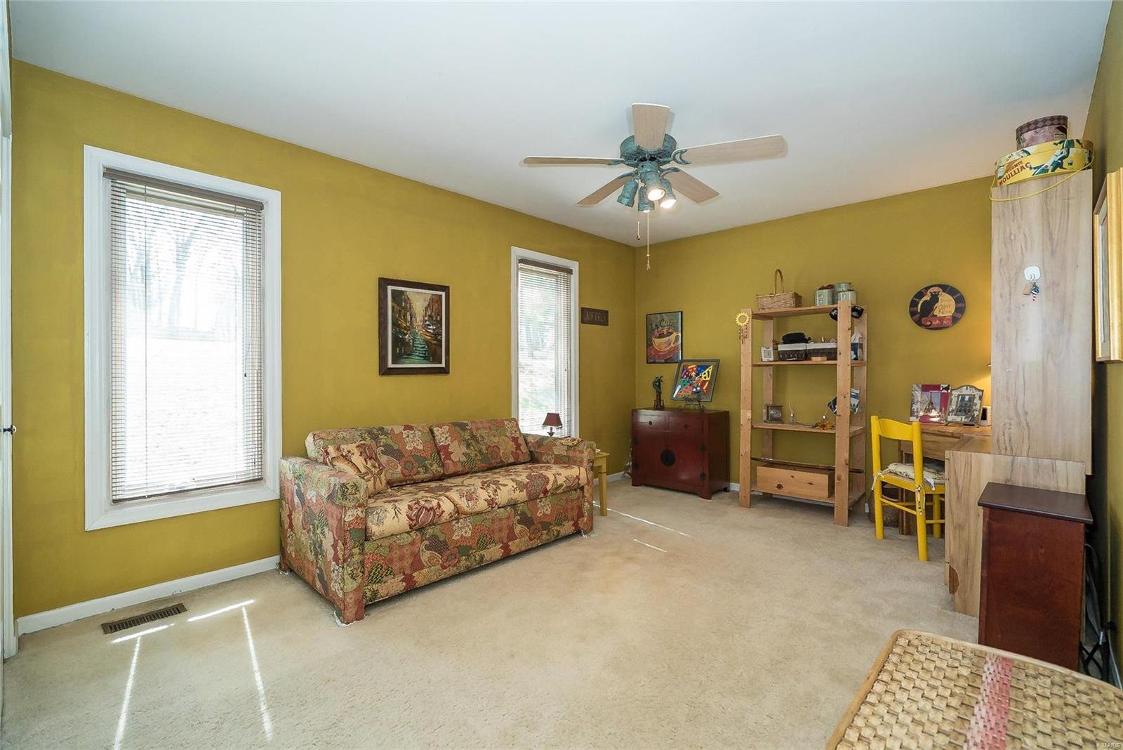 15975 Quiet Oak Road Chesterfield, MO 63017 - Photo 32 of 60 Gallery Image 32