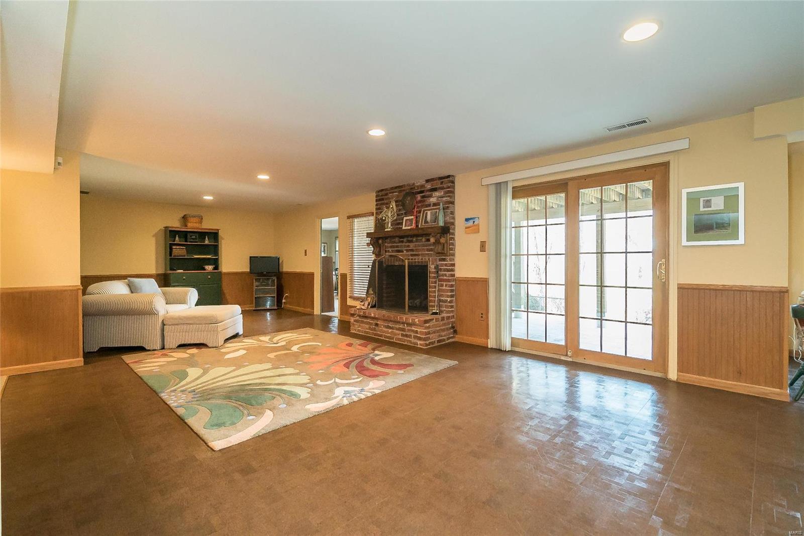 15975 Quiet Oak Road Chesterfield, MO 63017 - Photo 38 of 60 Gallery Image 38