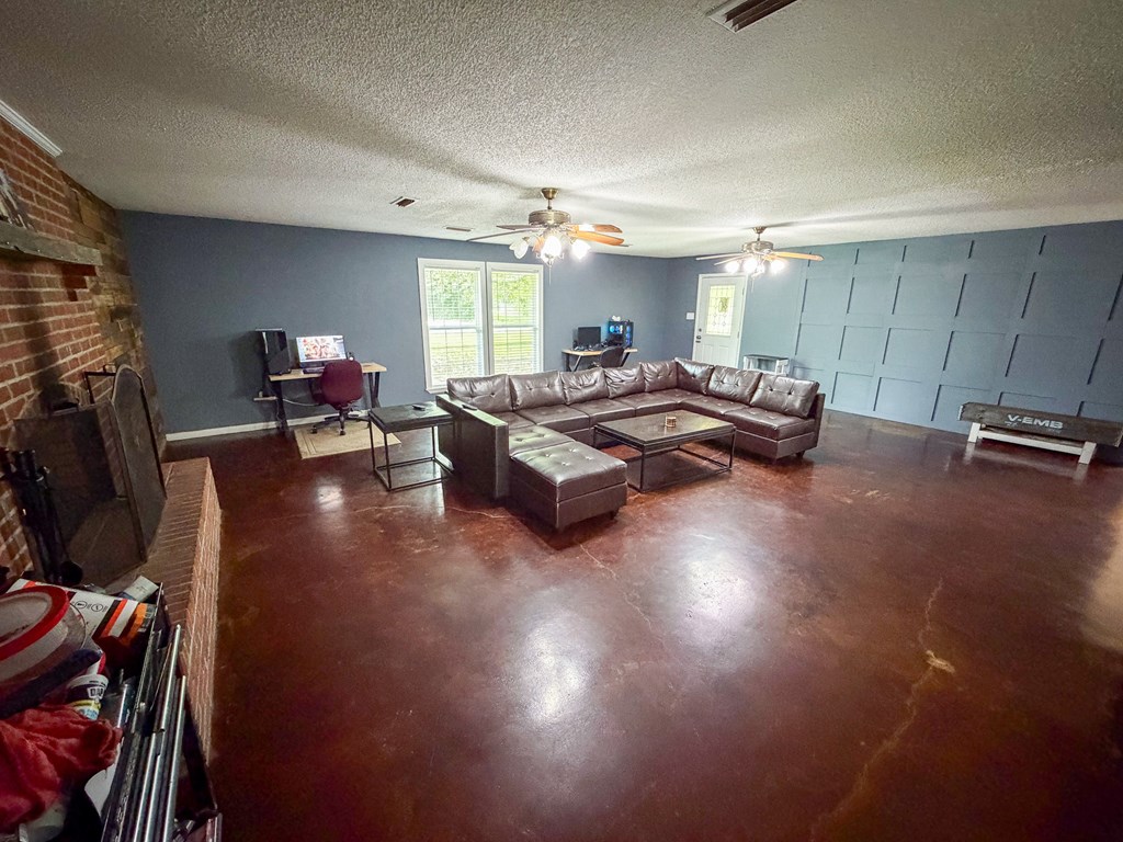 180 South Rex Slocomb, AL 36375 - Photo 2 of 44