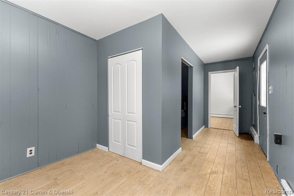 19497 Inkster Road Romulus, MI 48174 - Photo 16 of 37