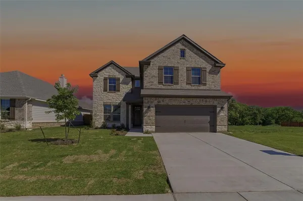 $424,900 | 1237 Sabine River Lane, Springtown, TX 76082