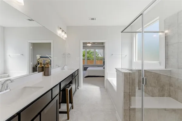 $424,900 | 1237 Sabine River Lane, Springtown, TX 76082