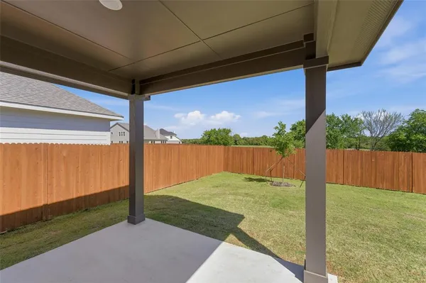 $424,900 | 1237 Sabine River Lane, Springtown, TX 76082
