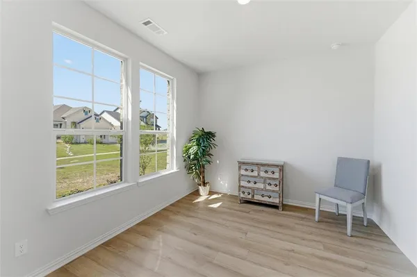 $424,900 | 1237 Sabine River Lane, Springtown, TX 76082